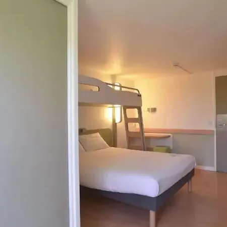 Ibis Budget Villefranche Limas
