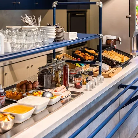 Ibis Budget Villefranche Hotel 2*