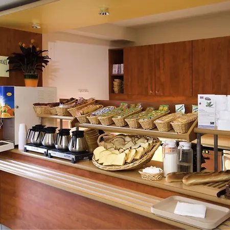 Ibis Budget Villefranche Hotel