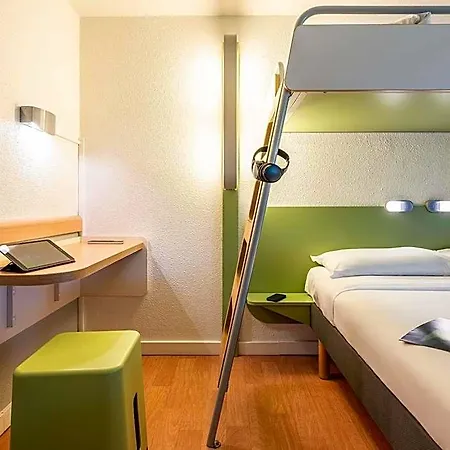 Ibis Budget Villefranche Hotel 2*