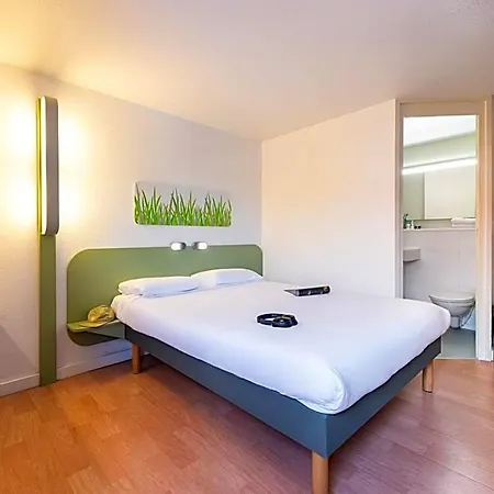 Hotel Ibis Budget Villefranche 2*
