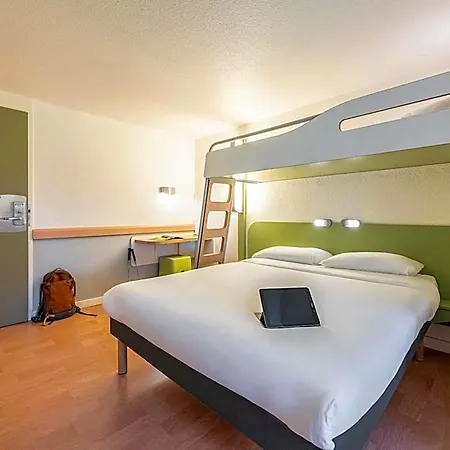 Hotel Ibis Budget Villefranche 2*