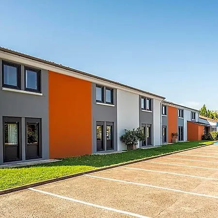 Ibis Budget Villefranche Hotel